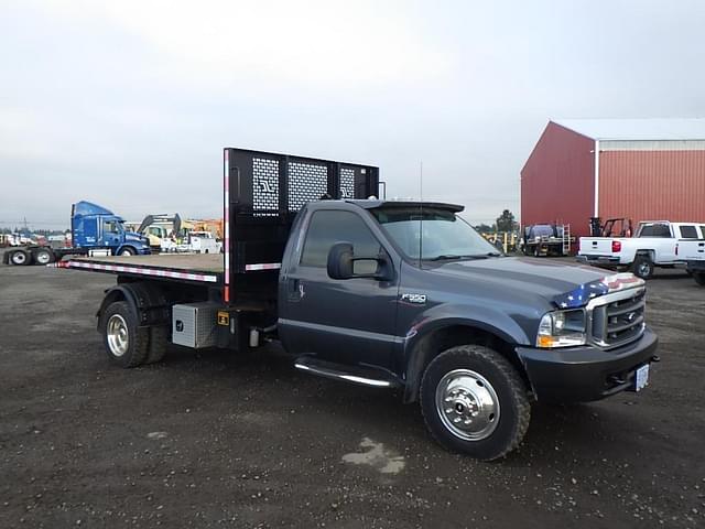 Image of Ford F-550 equipment image 1