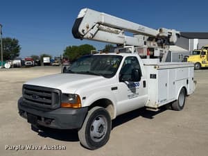 2000 Ford F-550 Image