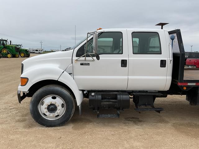 Image of Ford F-650 equipment image 1