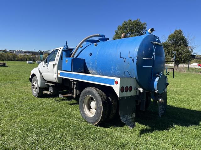 Image of Ford F650 equipment image 1