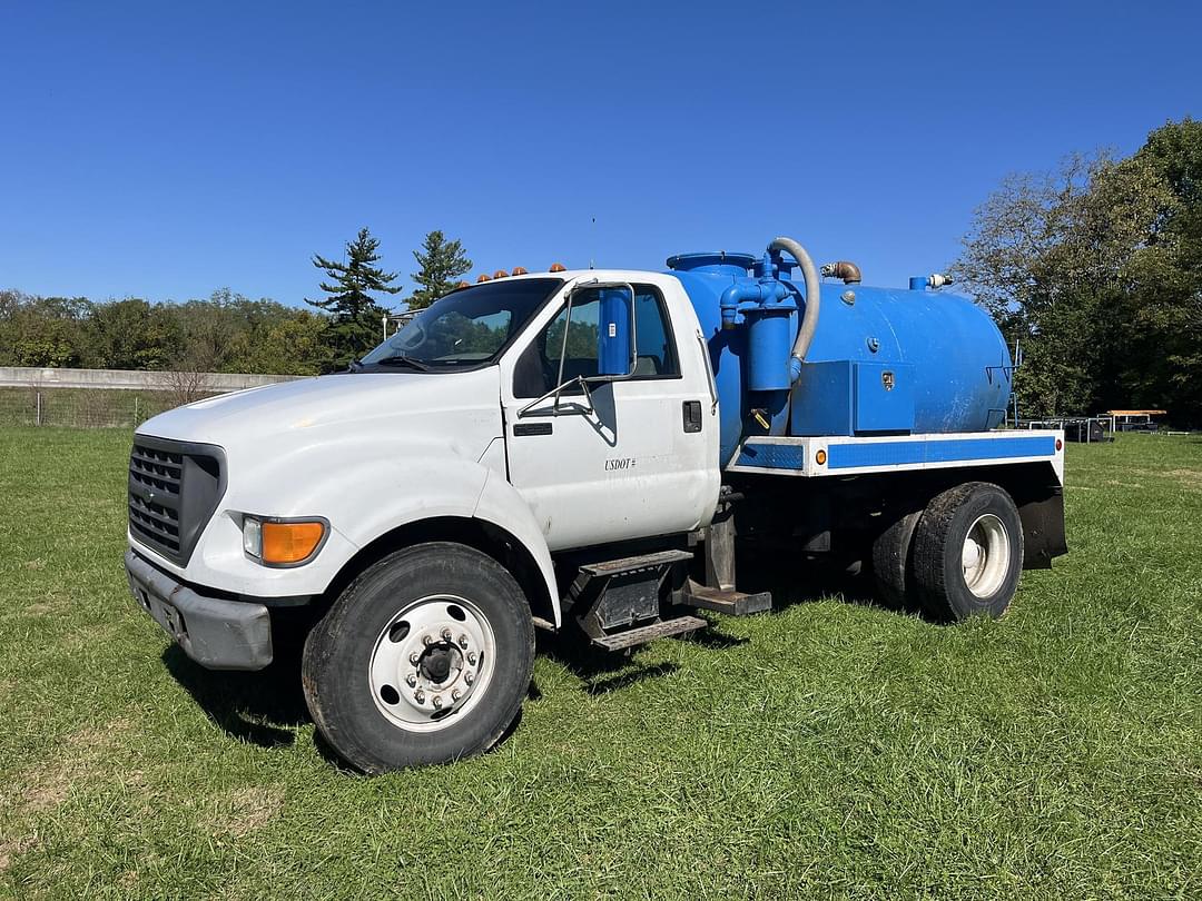 Image of Ford F650 Primary image