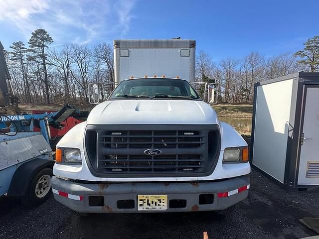 Image of Ford F-650 equipment image 2