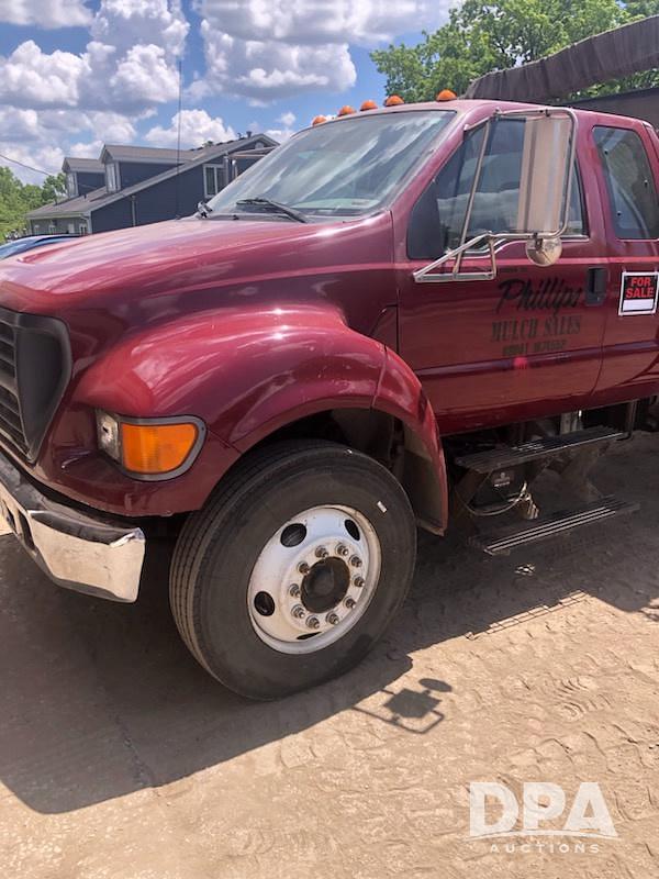 Image of Ford F-650 equipment image 1