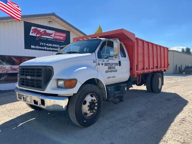 Image of Ford F-650 equipment image 1