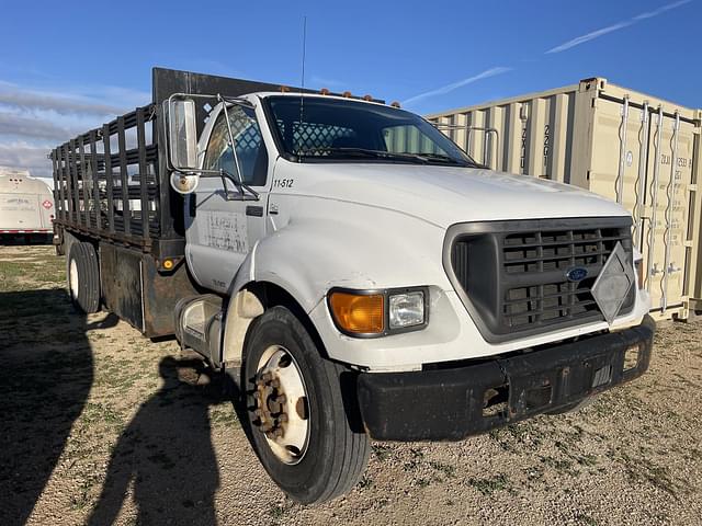 Image of Ford F-650 equipment image 1