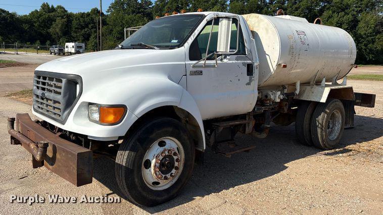 Image of Ford F650 Primary image