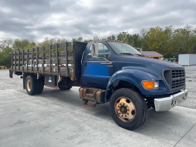 Image of Ford F-650 equipment image 1