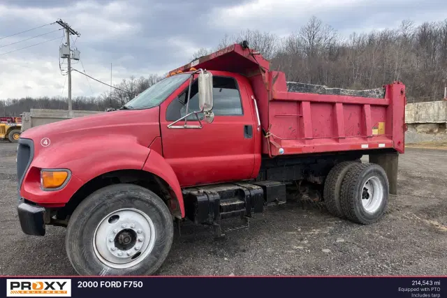 Image of Ford F-750 equipment image 1