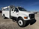 2000 Ford F-750 Image