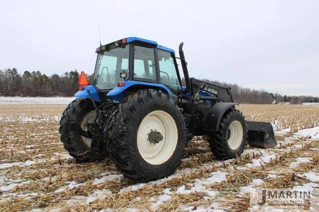 Image of New Holland 8360 equipment image 2