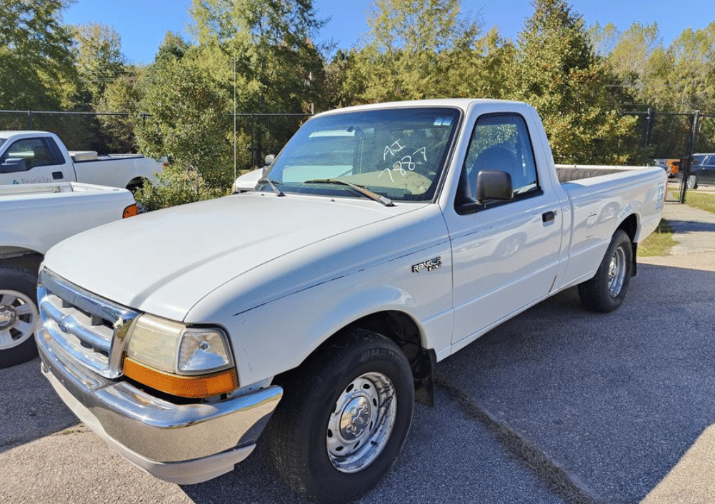 2000 Ford Ranger Equipment Image0