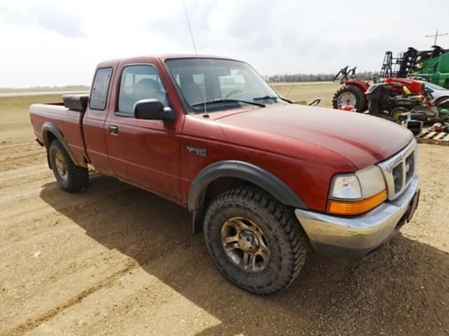 Image of Ford Ranger XLT equipment image 1