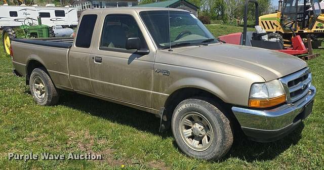 Image of Ford Ranger XLT equipment image 2