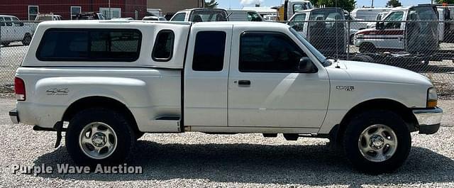 Image of Ford Ranger XLT equipment image 3