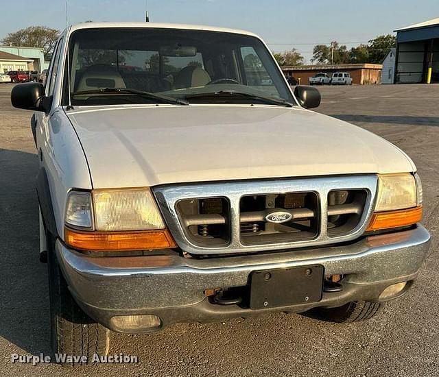 Image of Ford Ranger XLT equipment image 1