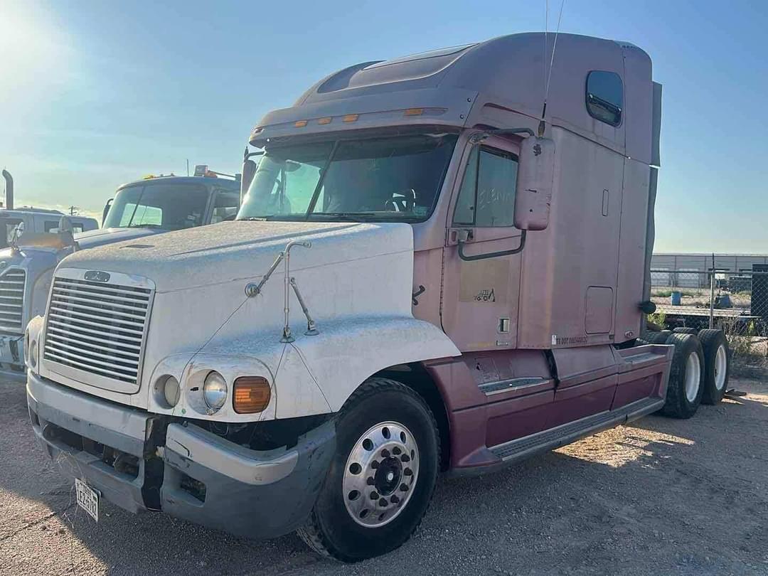 Image of Freightliner Century 120 Primary image
