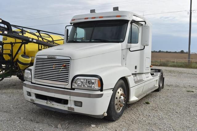 Image of Freightliner Century equipment image 1