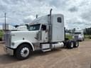2000 Freightliner Classic Image