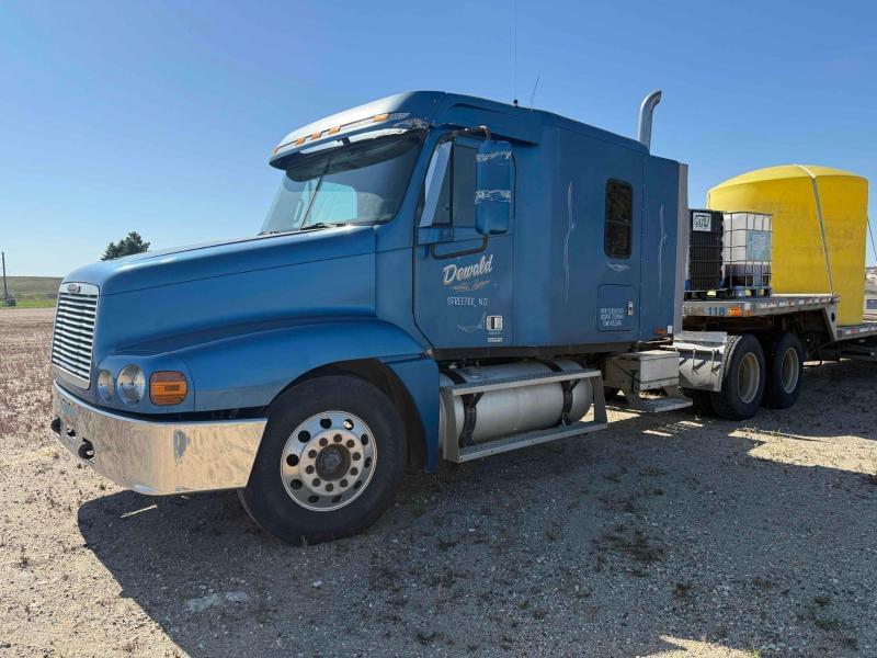 Image of Freightliner FL120 Primary image