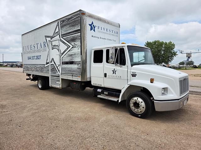 Image of Freightliner FL60 equipment image 2