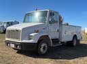 2000 Freightliner FL60 Image