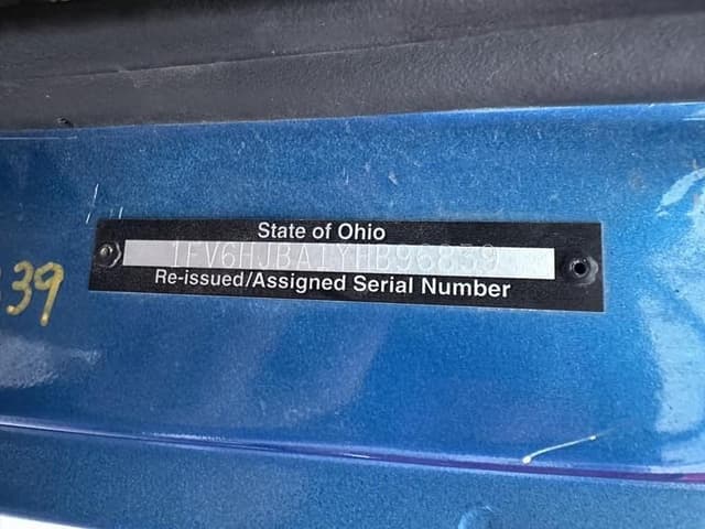 Image of Freightliner FL70 equipment image 1