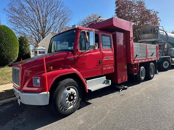 Image of Freightliner FL70 Primary image