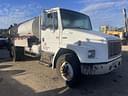 2000 Freightliner FL70 Image