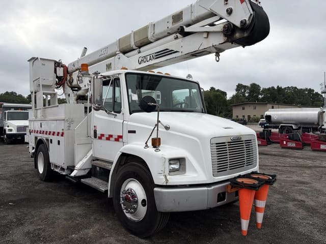 Image of Freightliner FL70 equipment image 1