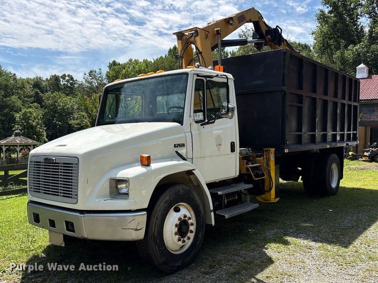 Image of Freightliner FL70 Primary image