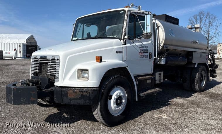 Image of Freightliner FL70 Primary image