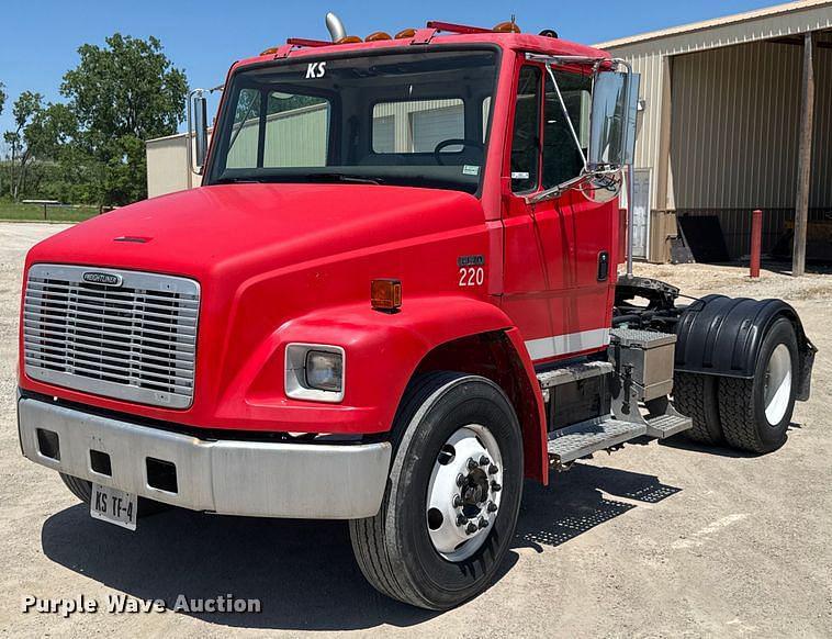 Image of Freightliner FL70 Primary image