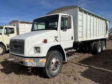 Main image Freightliner FL70