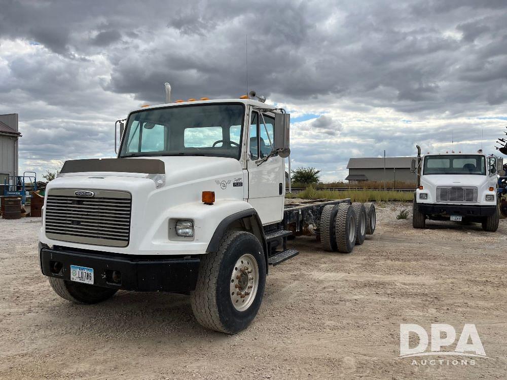 Image of Freightliner FL80 Primary image