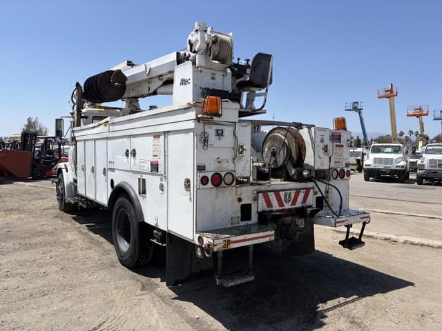 Image of Freightliner FL80 equipment image 3