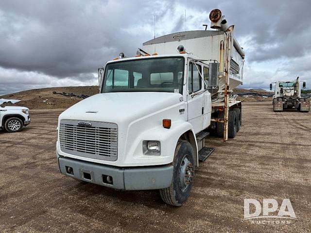 Image of Freightliner FL80 equipment image 1