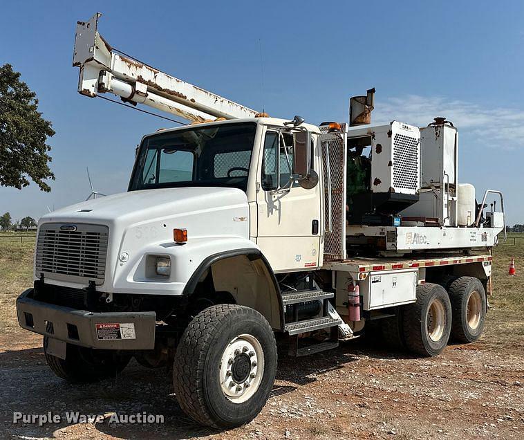 Image of Freightliner FL80 Primary image