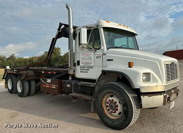 Image of Freightliner FL80 equipment image 2