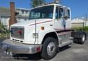 2000 Freightliner FL80 Image
