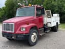 2000 Freightliner FL80 Image