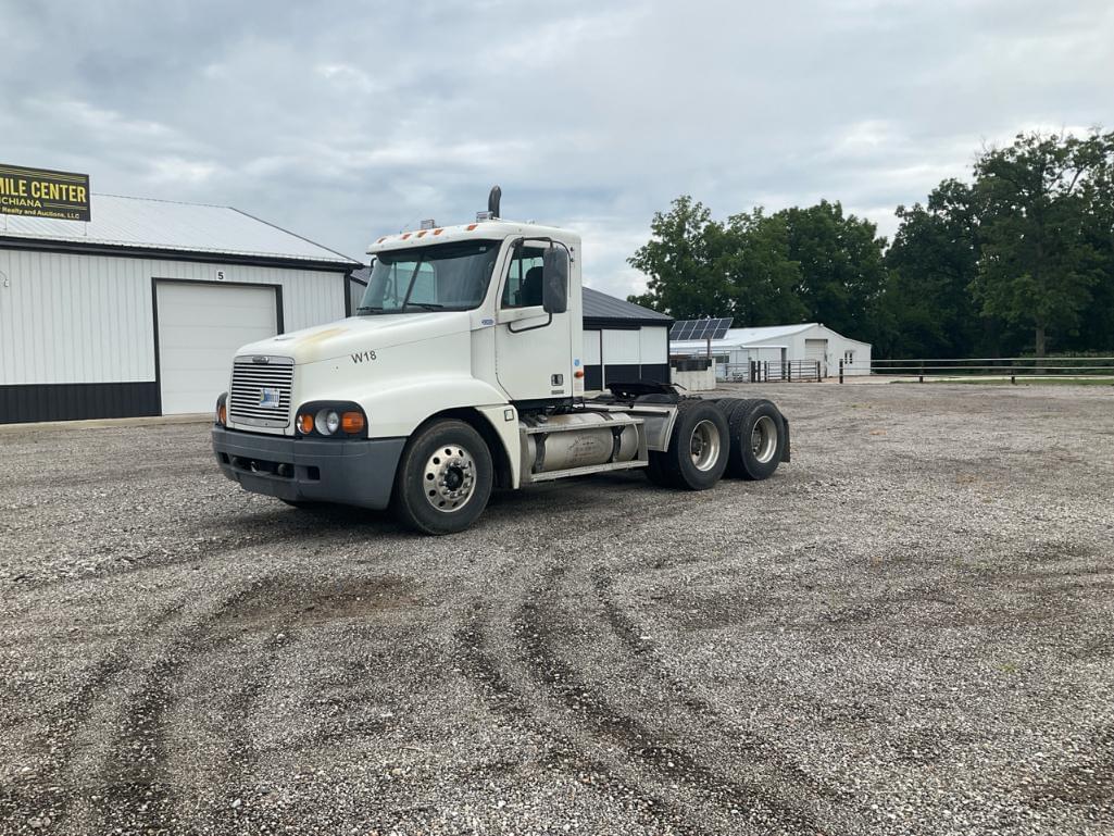 Image of Freightliner FLC120 Primary image