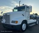 2000 Freightliner FLD Image