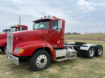 Main image Freightliner FLD112