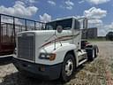 2000 Freightliner FLD120 Image