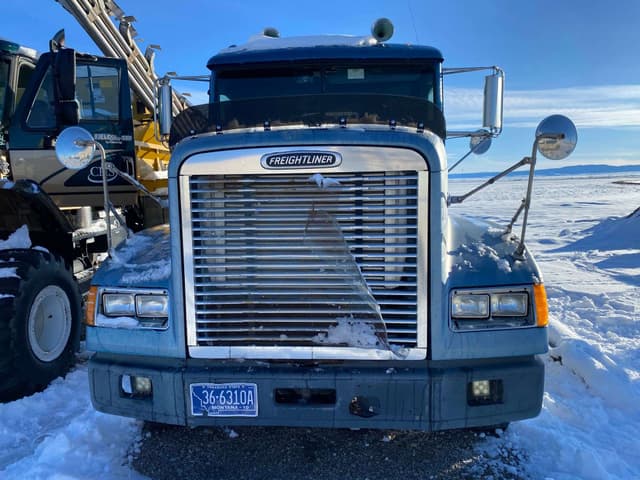 Image of Freightliner FLD120 equipment image 1
