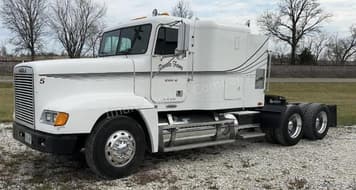 Main image Freightliner FLD120