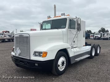 Main image Freightliner FLD120
