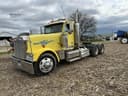 2000 Freightliner FLD132 Classic XL Image