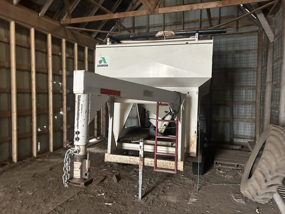 2000 Friesen 220 Equipment Image0