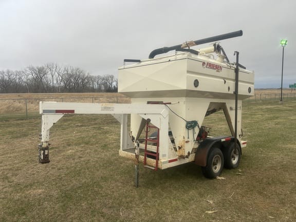 2000 Friesen 220 Equipment Image0